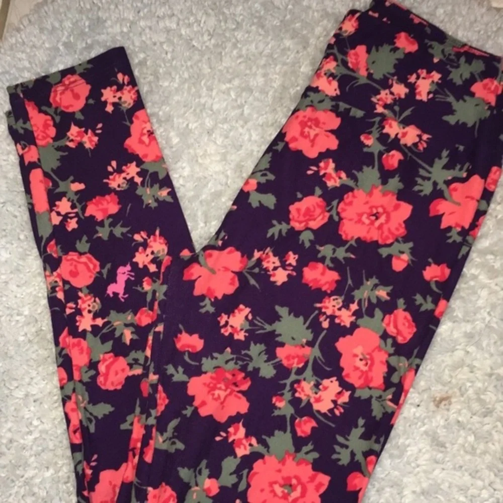 Lularoe Leggings (one-Size) - Picture 2 of 4
